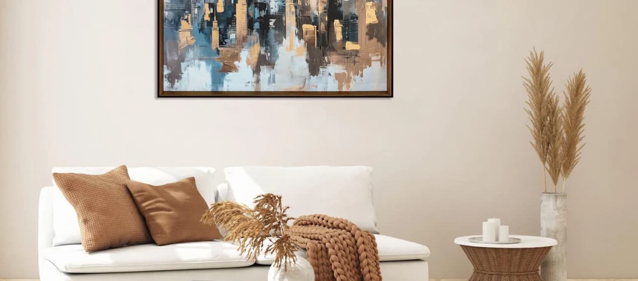 Guía de medidas: aprende a qué altura colgar tus cuadros, lámparas y cortinas