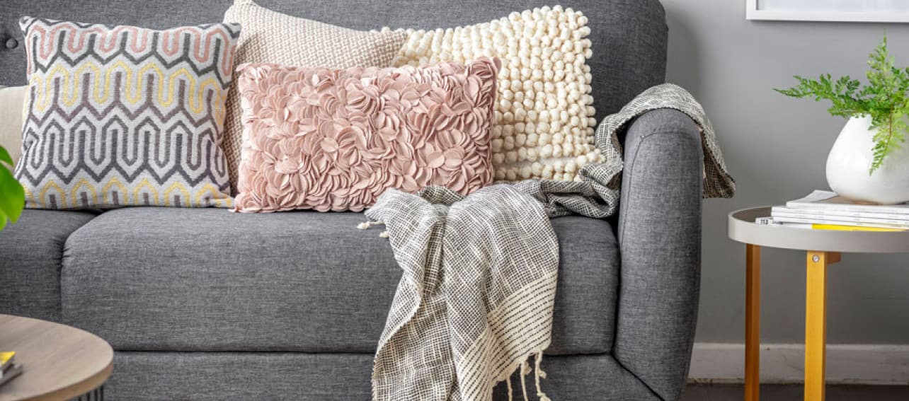 Cómo darle vida a un mueble básico