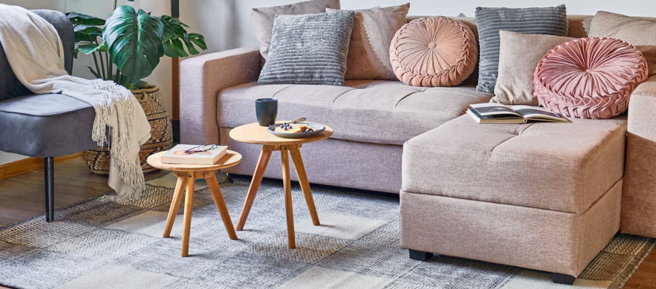 Cómo elegir una alfombra de tonos neutros para tu living