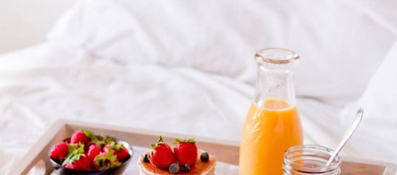 Cómo lograr el desayuno en cama perfecto