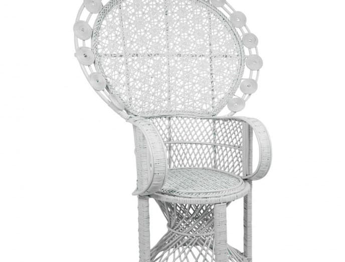 Una silla, 4 espacios