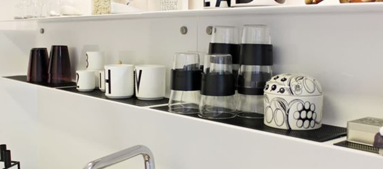 Larga vida a los apliqués y plafones