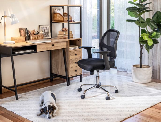 6 duplas de sillas y escritorios funcionales para tu home office