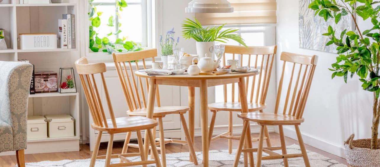 6 estilos de sillas increíbles para repensar tu comedor