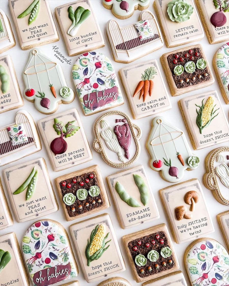 Galletas con temática de verduras y hortalizas para un baby shower.