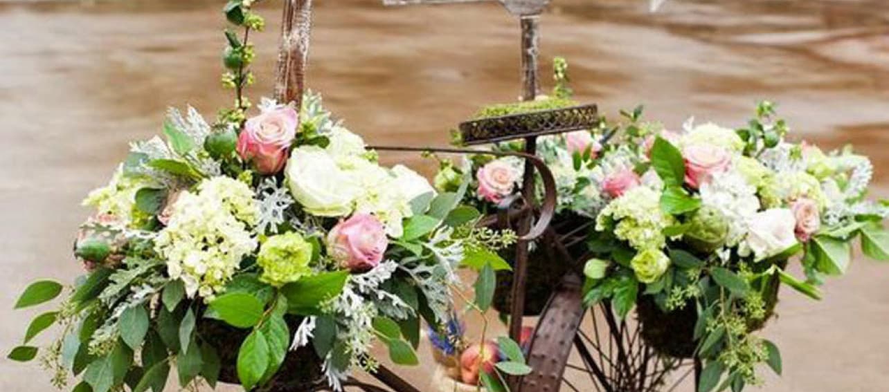 8 ideas sencillas para decorar un matrimonio en un jardín