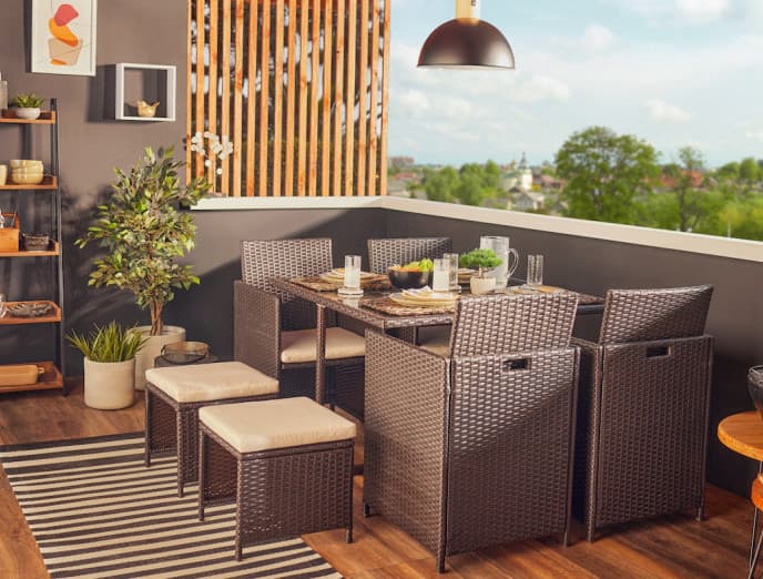 8 mesas para tu terraza que te harán ahorrar espacio cuando no las uses