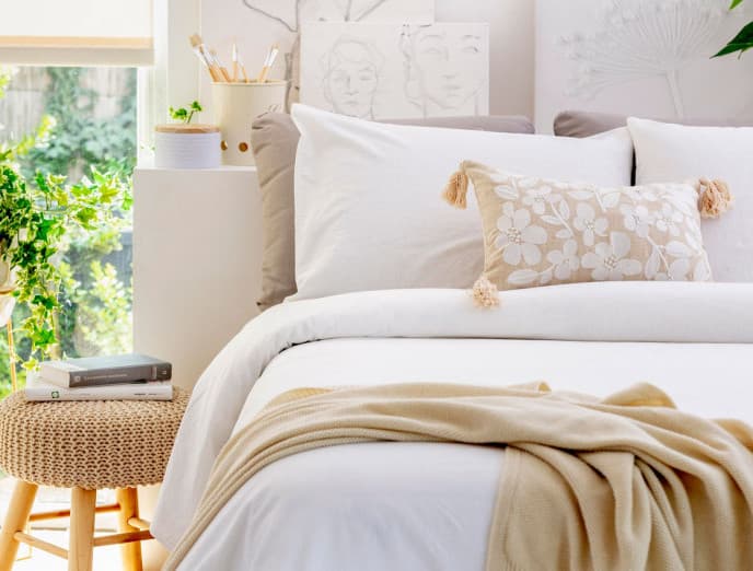 15 trucos para que tu mini dormitorio parezca maxi