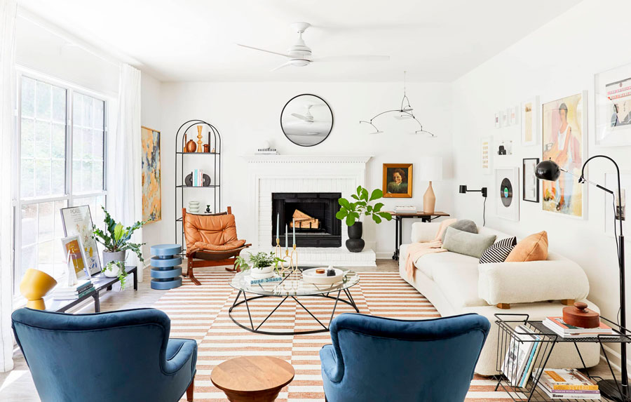 Living con variedad de muebles en color y textura para reflejar tu personalidad